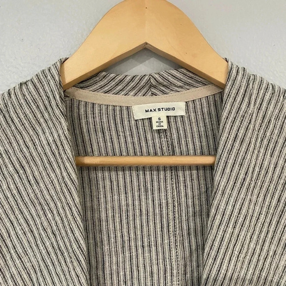 Max Studio Linen & Cotton cardigan Shirt Cover with single button - Picture 2 of 4
